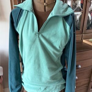 Columbia Women's Aqua and Dark Blue Turtleneck Sweater